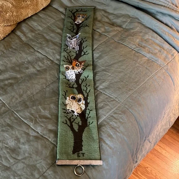 VTG Hand-knit Owl Wall Hanging - Picture 1 of 10